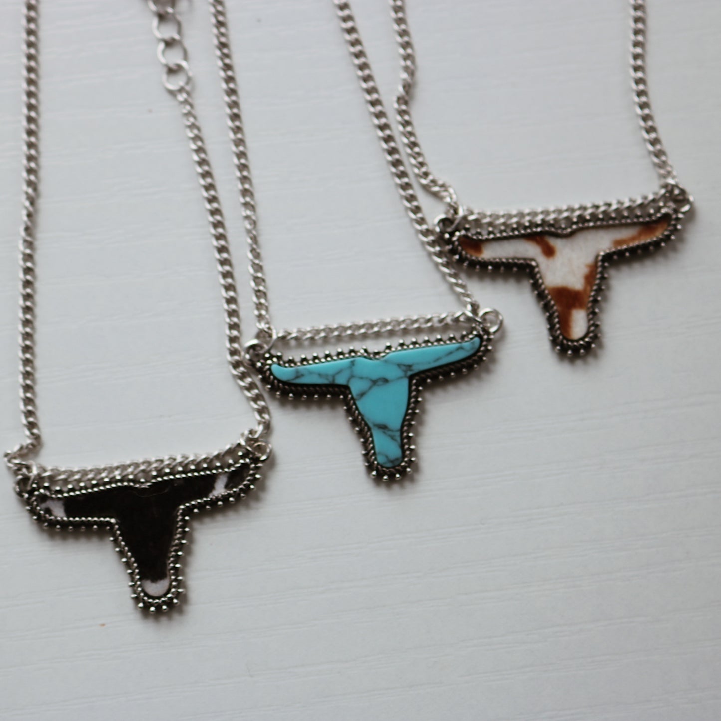 LONGHORN NECKLACE