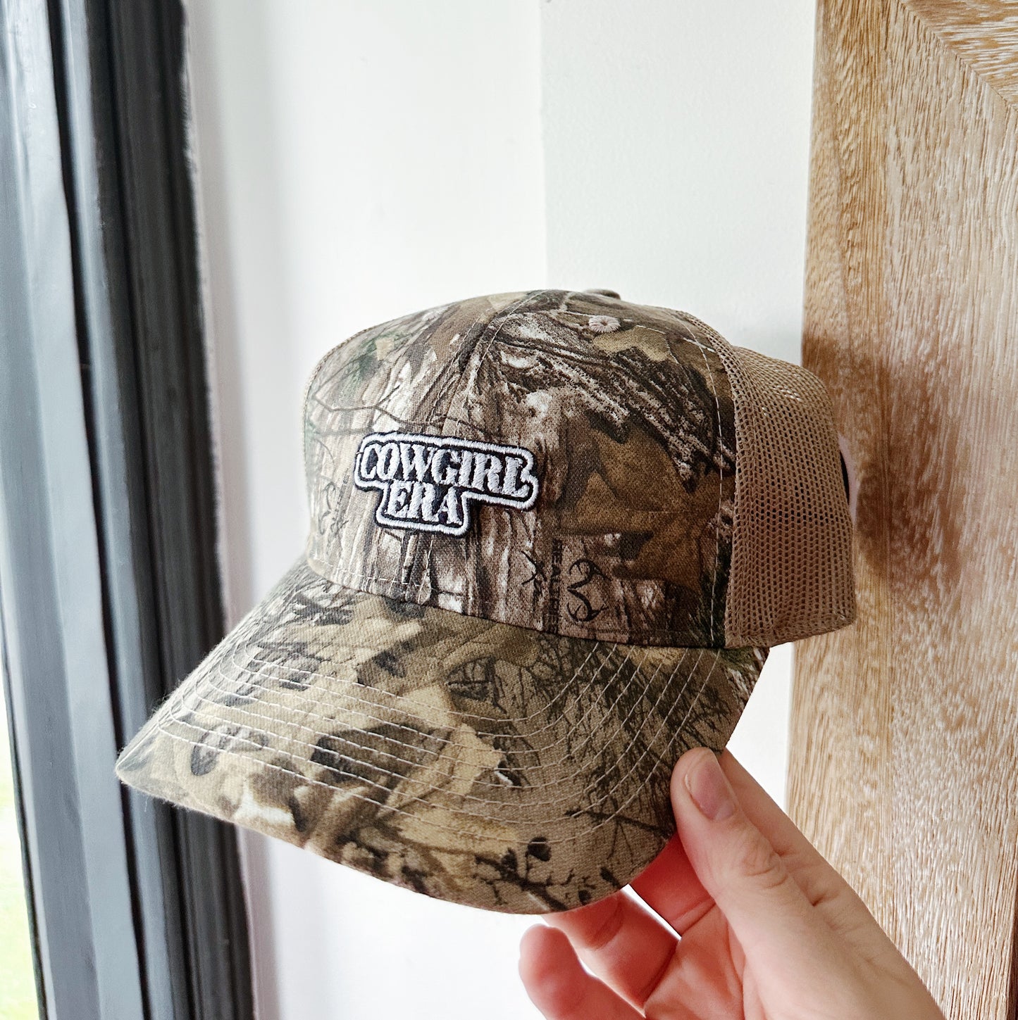 COWGIRL ERA HAT (CAMO)